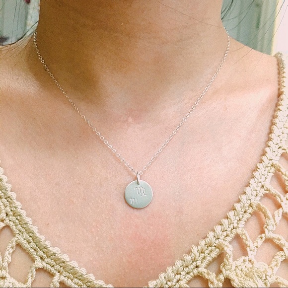 Virgo Silver Name Necklace - Picture 5 of 5